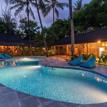 Tahlia'S Villa Sorongjukung Esterno foto