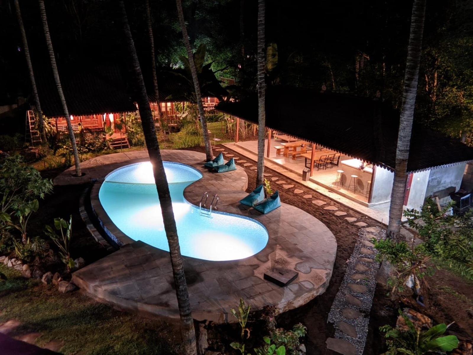 Tahlia'S Villa Sorongjukung Esterno foto